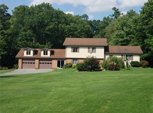242 Sturtz Rd, Stoystown, PA 15563
