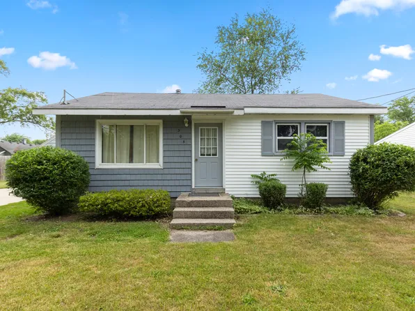 305 Majestic St SE, Kentwood, MI 49548
