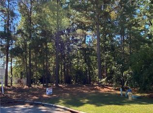 4115 Dartmoor Ln, Lumberton, NC 28360