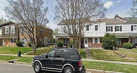 2nd image of 764 Lake Edward Dr