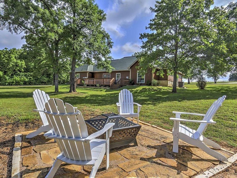 1st image of 119 Sweetwater Trl