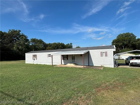 1525 Old Airport Rd, Paris, AR 72855