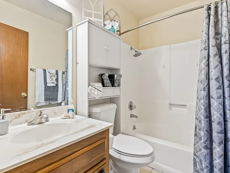 2687 Country Club Dr — Photo 25