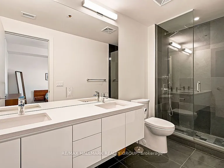 135 Barrette St #406 — Photo 30