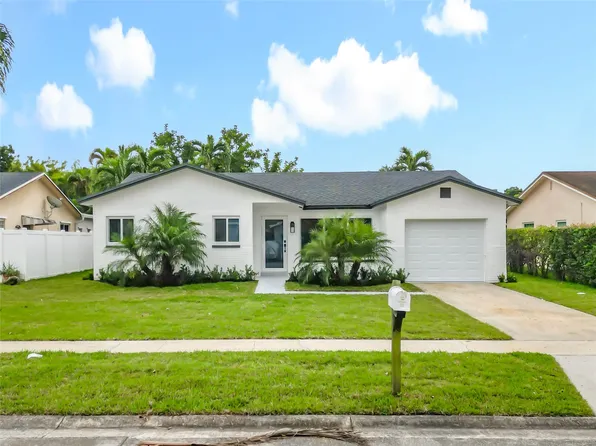 8926 SW 7th Street, Boca Raton, FL 33433