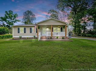 8512 Peach Tree Dr, Sanford, NC 27330