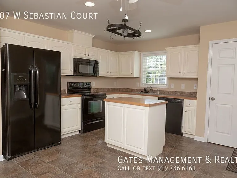 107 W Sebastian Ct — Photo 12