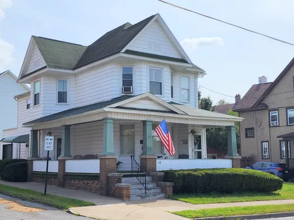 11 S Church St, Carbondale, PA 18407