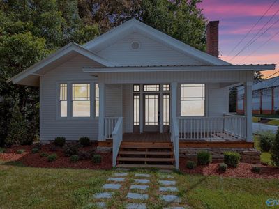 614 College St W, Fayetteville, TN, 37334