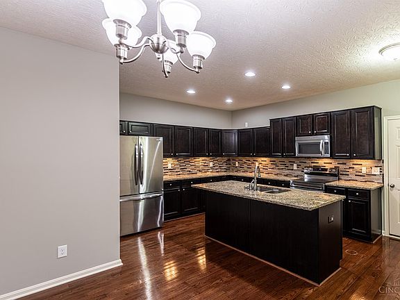 2nd image of 9554 Greenery Ct