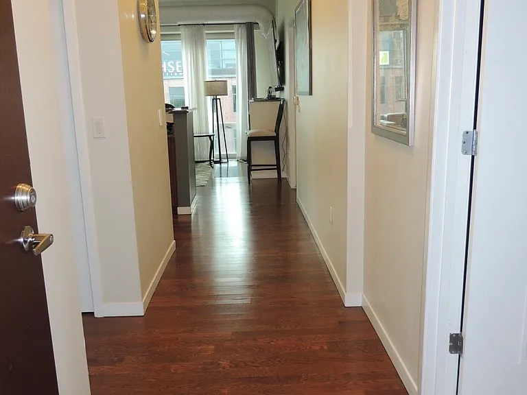 3670 Woodward Ave #501 — Photo 3