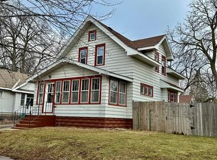 811 3rd St SE, Willmar, MN 56201