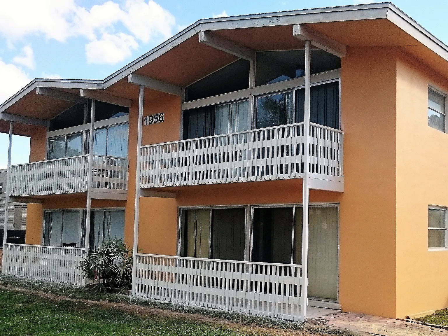 1 bedroom — Photo 3