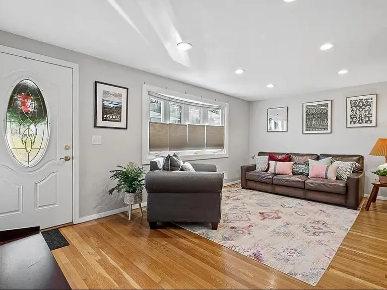 15 Sandini Rd — Photo 3