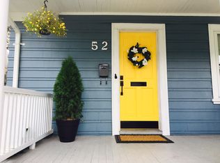 52 Tallman Ave, Cranston, RI 02910