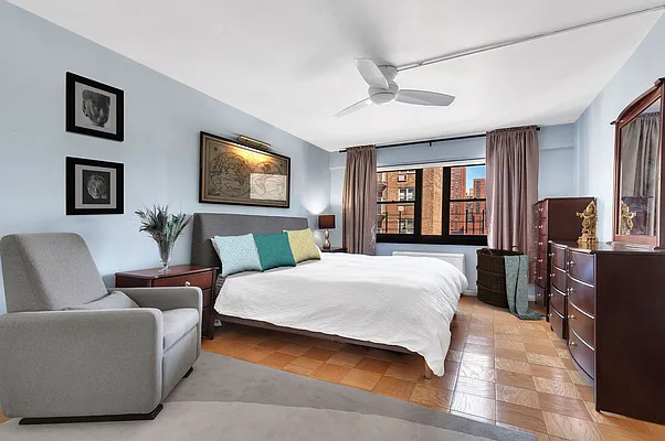 Sold by Cooper & Cooper Real Estate | media 3