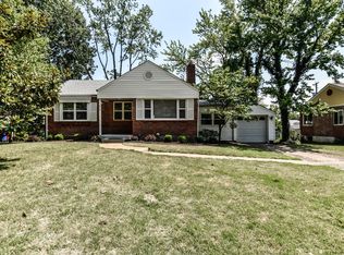 658 Deerhurst Dr, Saint Louis, MO 63119