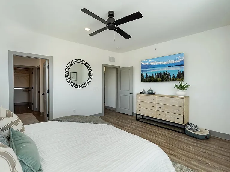 8847 Meridian Way — Photo 13