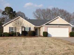 1513 Cardinal Ln, Winder, GA 30680