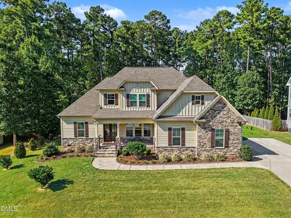 479 Rockport Dr, Clayton, NC 27527