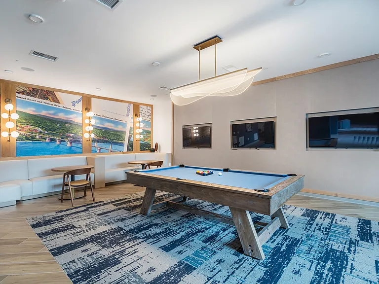 Populus Waterside Apartments — Photo 9