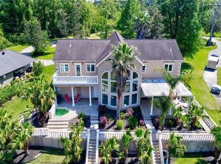 3831 River Bluff Ln, Westlake, LA 70669