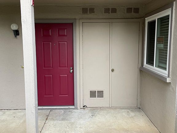 3rd image of 853 W California Ave Unit A