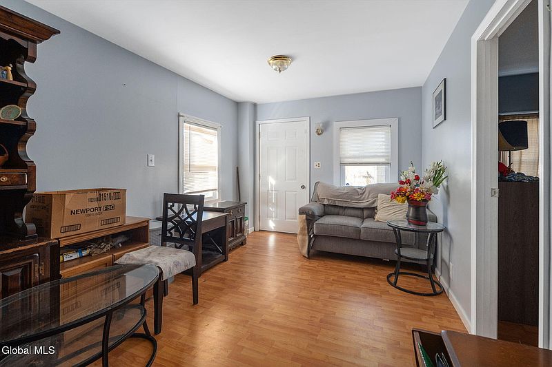 3rd image of 1002 Strong Street