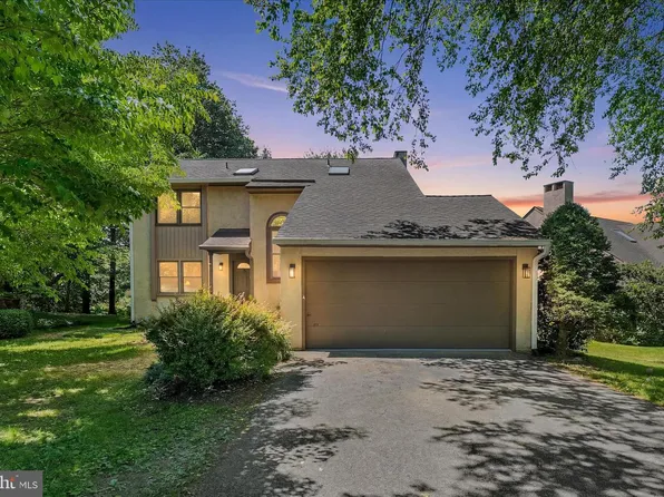 1 Edinburgh Ct, Newark, DE 19711