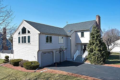 1st image of 24 Jamie Ln