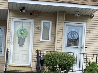 74 Houston Ln, Staten Island, NY 10302