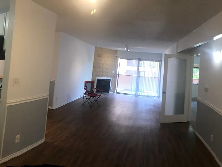 5320 Whitsett Ave #11 — Photo 20