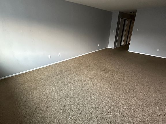 4th image of 1549 Central Ave #316