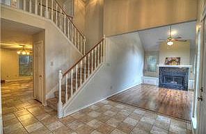 4th image of 1518 Battlefield Dr