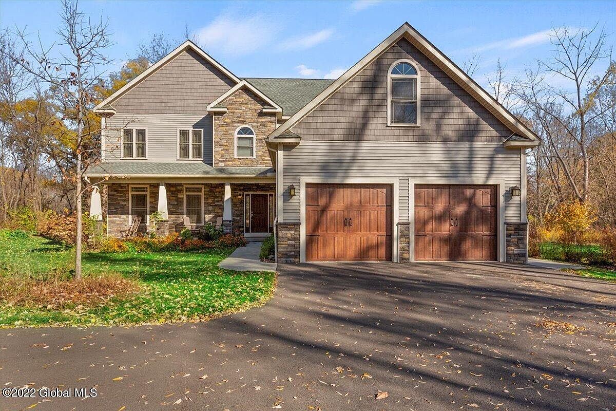 82 Fiddlers Lane, Latham, NY 12110 Zillow