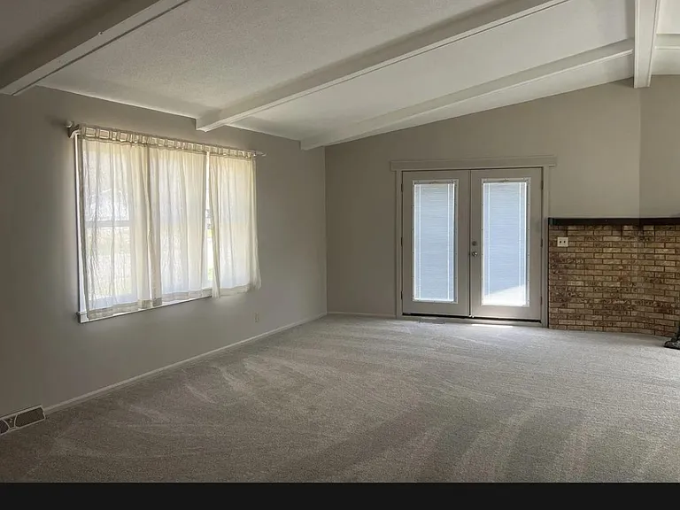 253 Tower Hghts Ct #253 — Photo 6