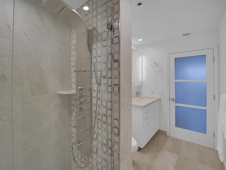 4114 W Palm Aire Dr #146B — Photo 43