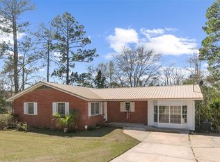 262 Rosemary Ln, Ozark, AL 36360