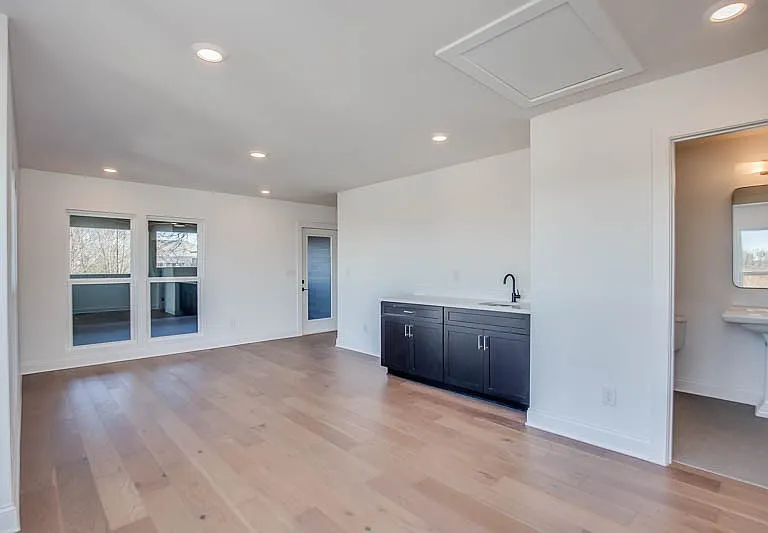 1304A Pillow St — Photo 35