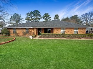 1616 Charleston Place Dr, Deridder, LA 70634