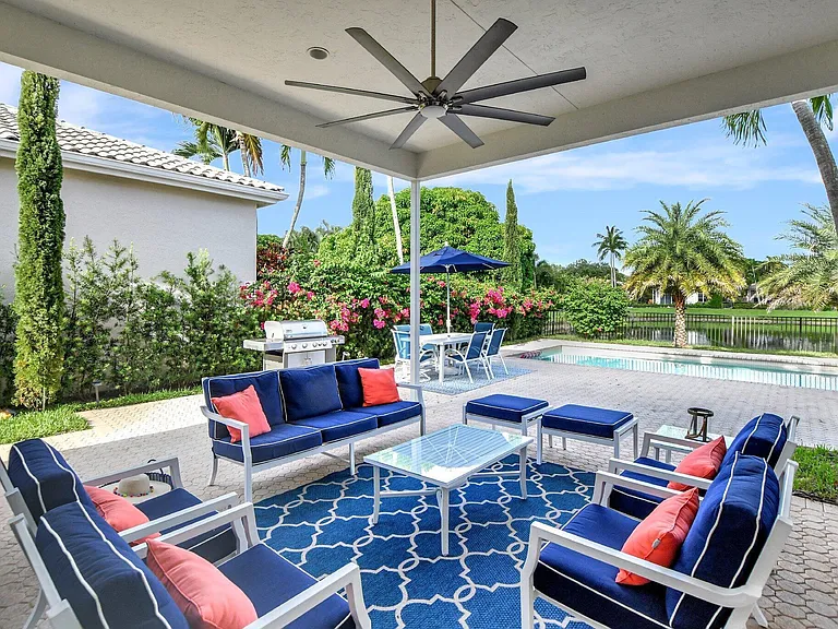 6609 NW 24th Ave — Photo 32