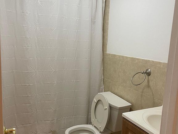 3rd image of 14 Gabriel Dr Floor 2