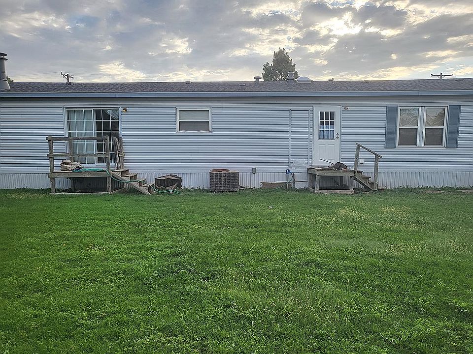 219 N Spruce St, Stratford, TX 79084 Zillow