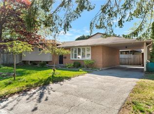 130 Shea Cres, Kitchener, ON N2E1E8