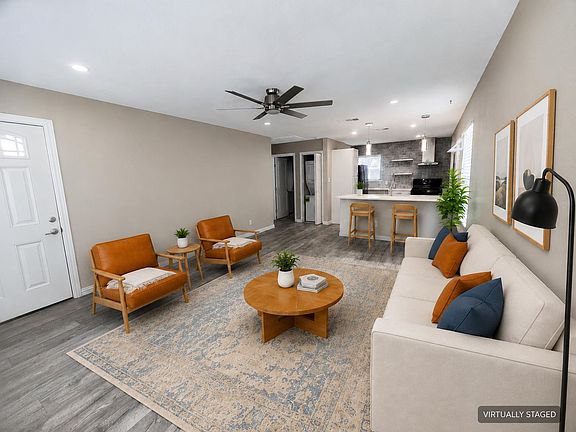 4th image of 4603 Leslie Ave