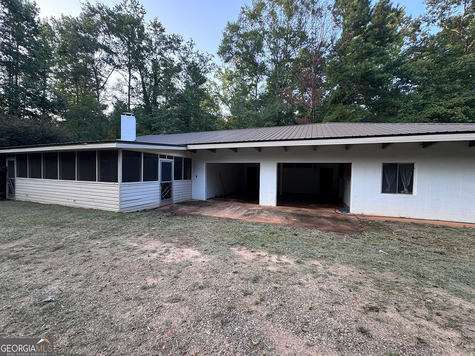 4 bed, 2.0 bath, 1734 sqft, $2,300 — Photo 4