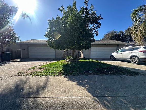3rd image of 5309 Bellflower Way