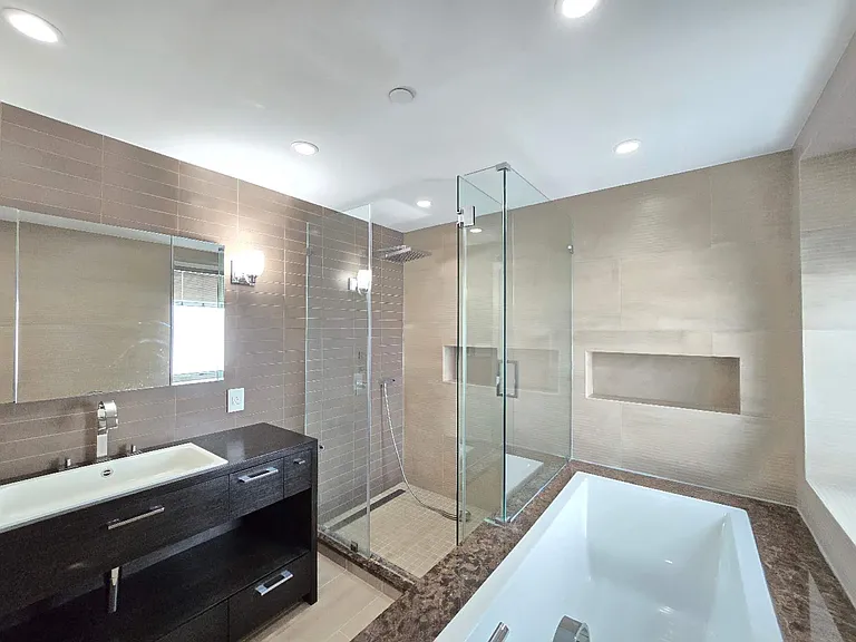 1448 71st St #2A — Photo 21