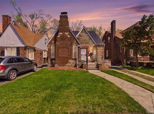 18966 San Juan Dr, Detroit, MI 48221