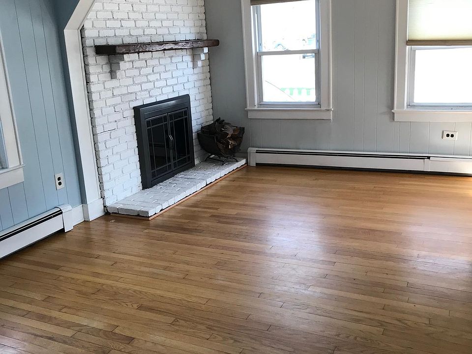 1st image of 1059 Woodcrest Ave